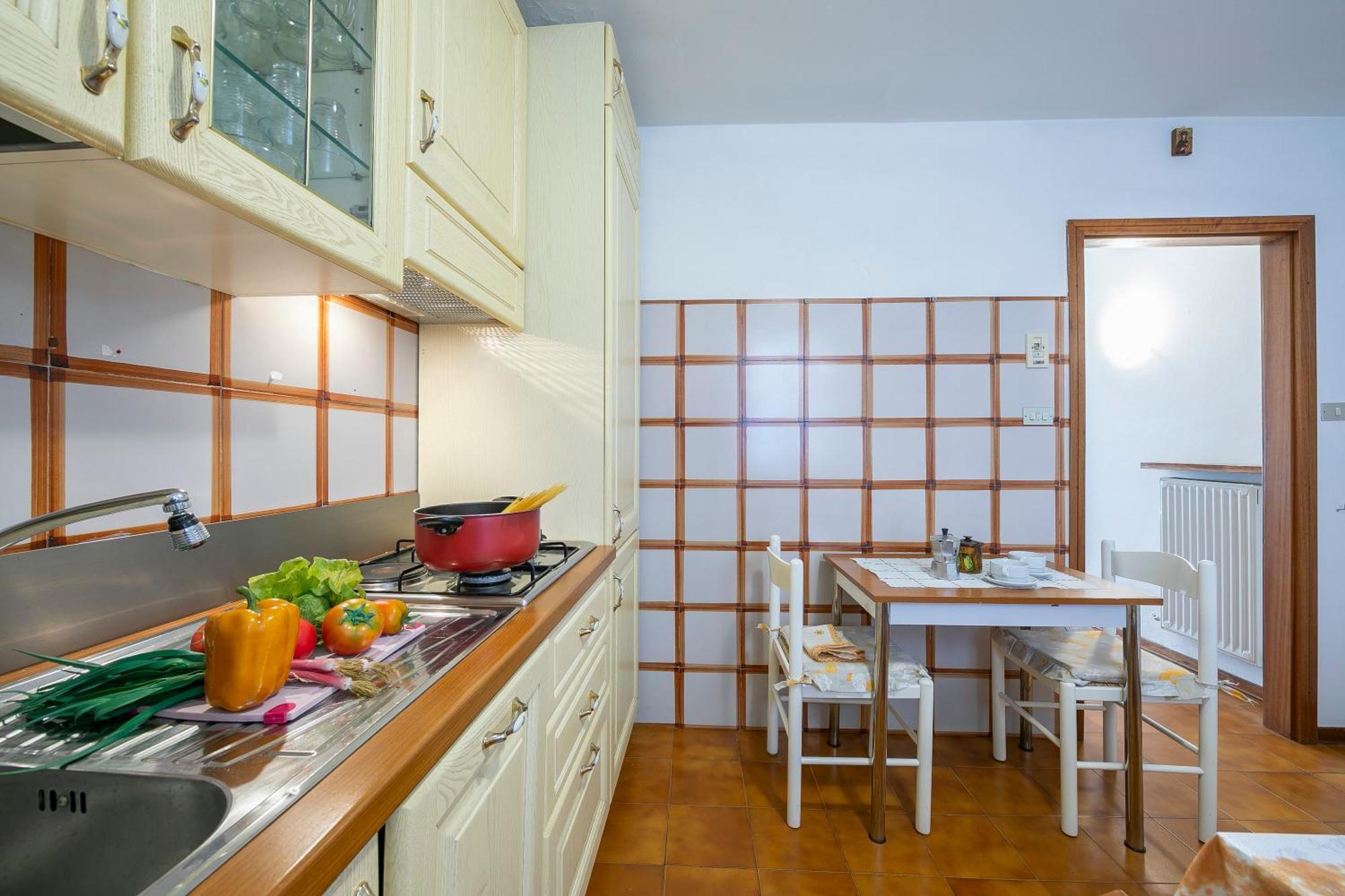 Appartamento Miorelli Torbole Sul Garda Luaran gambar